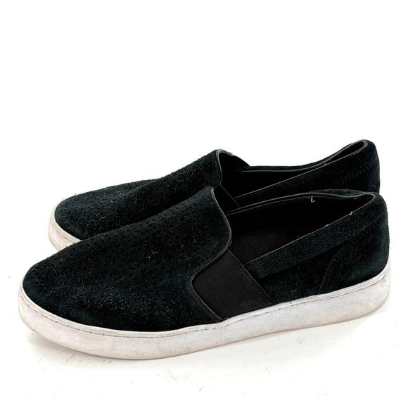Vionic Kani Sneakers 9 Black Suede Flats Comfort Travel Laser Cut Perforated - Picture 5 of 9